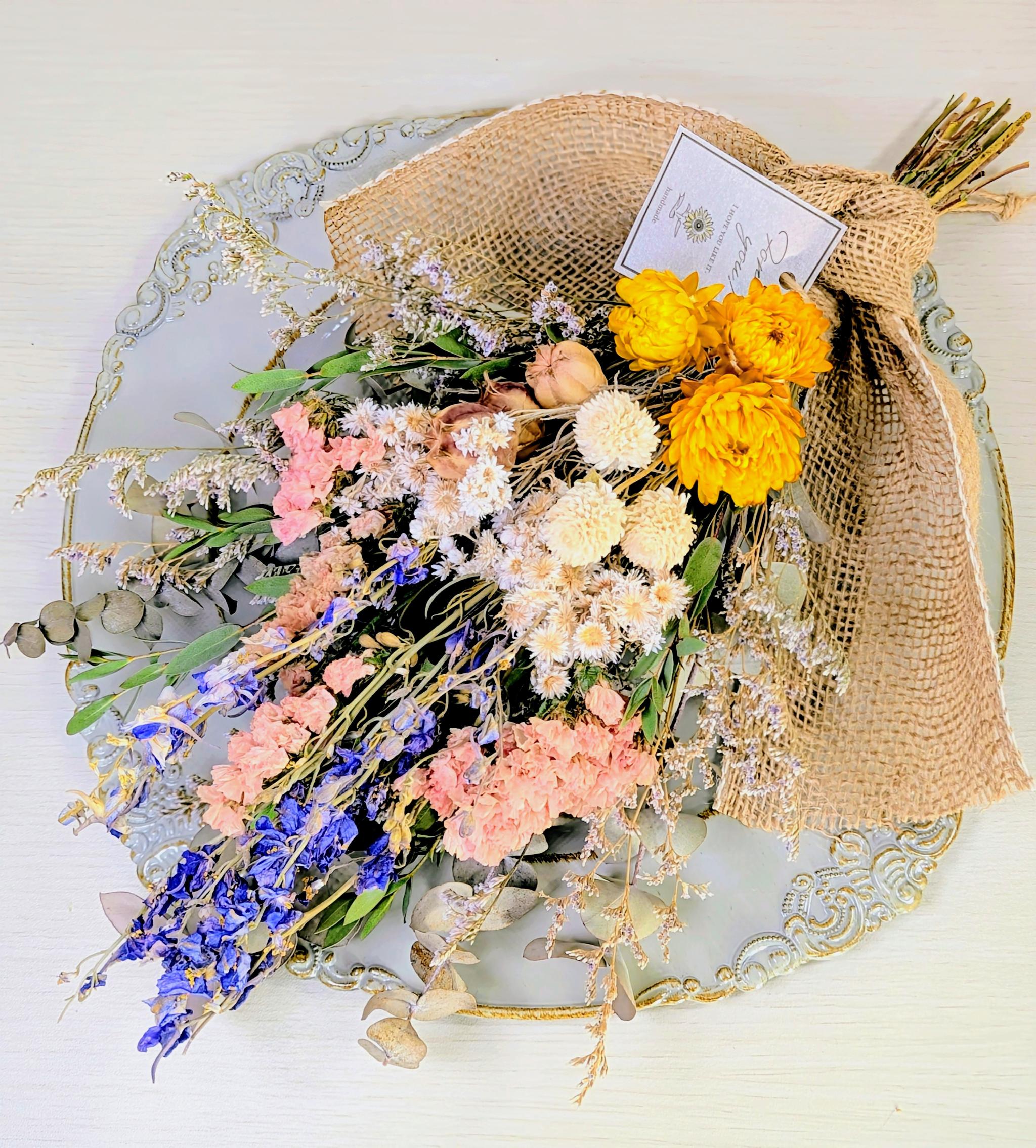 デルフィニウムの春待ちドライフラワーナチュラルスワッグ