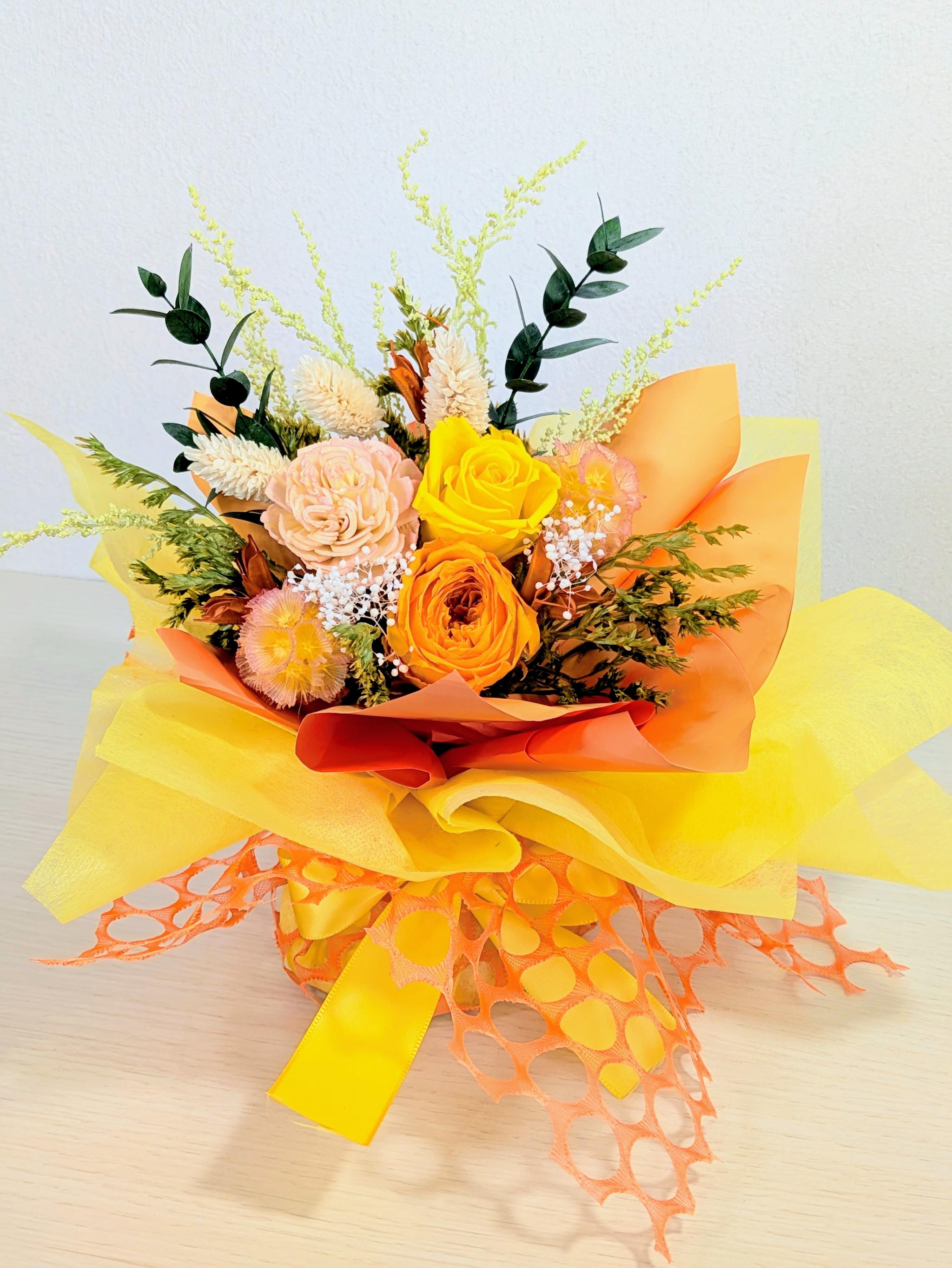 ローズとステルンクーゲルのスタンディングブーケ　（小） | 3枚目