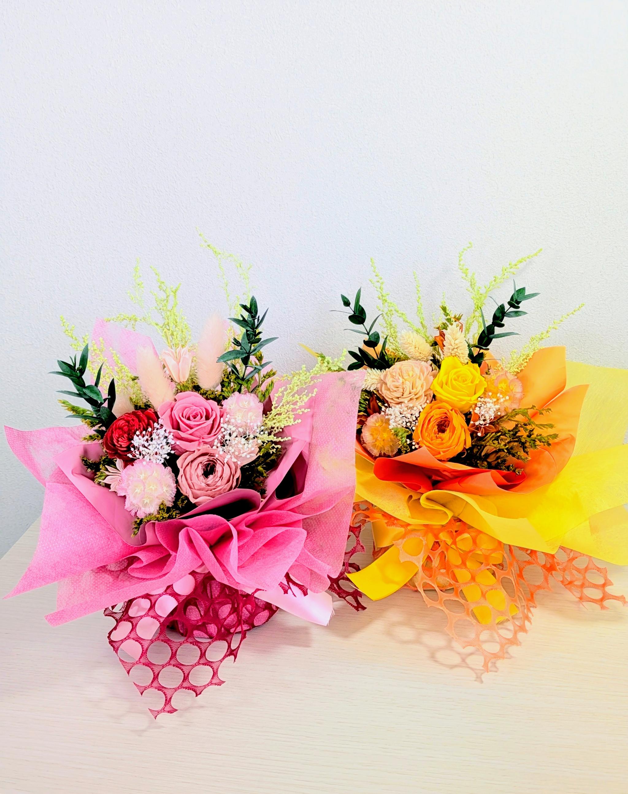 ローズとステルンクーゲルのスタンディングブーケ　（小） | 4枚目